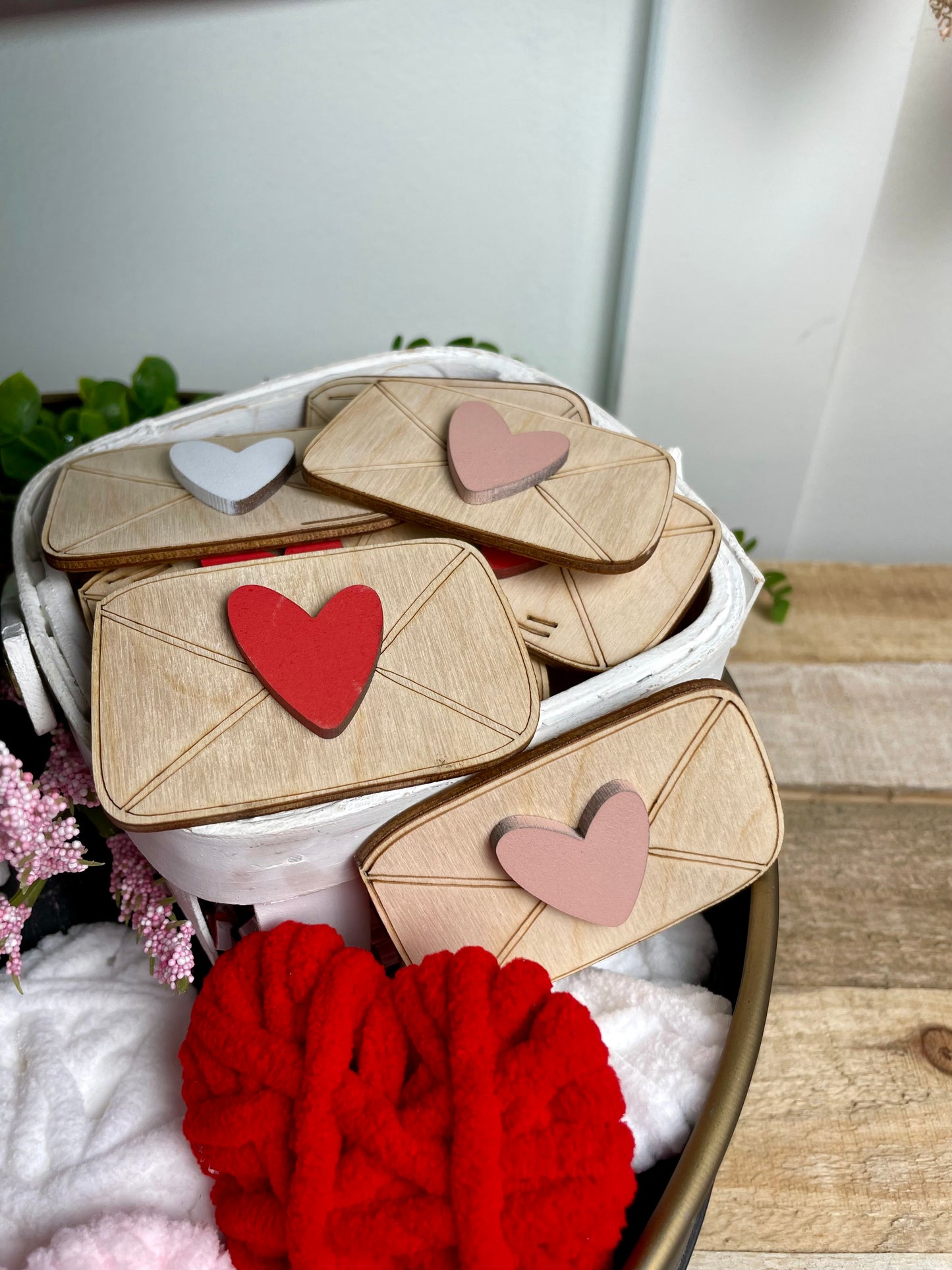 Valentine Envelope - Set of 14 wooden "envelopes"