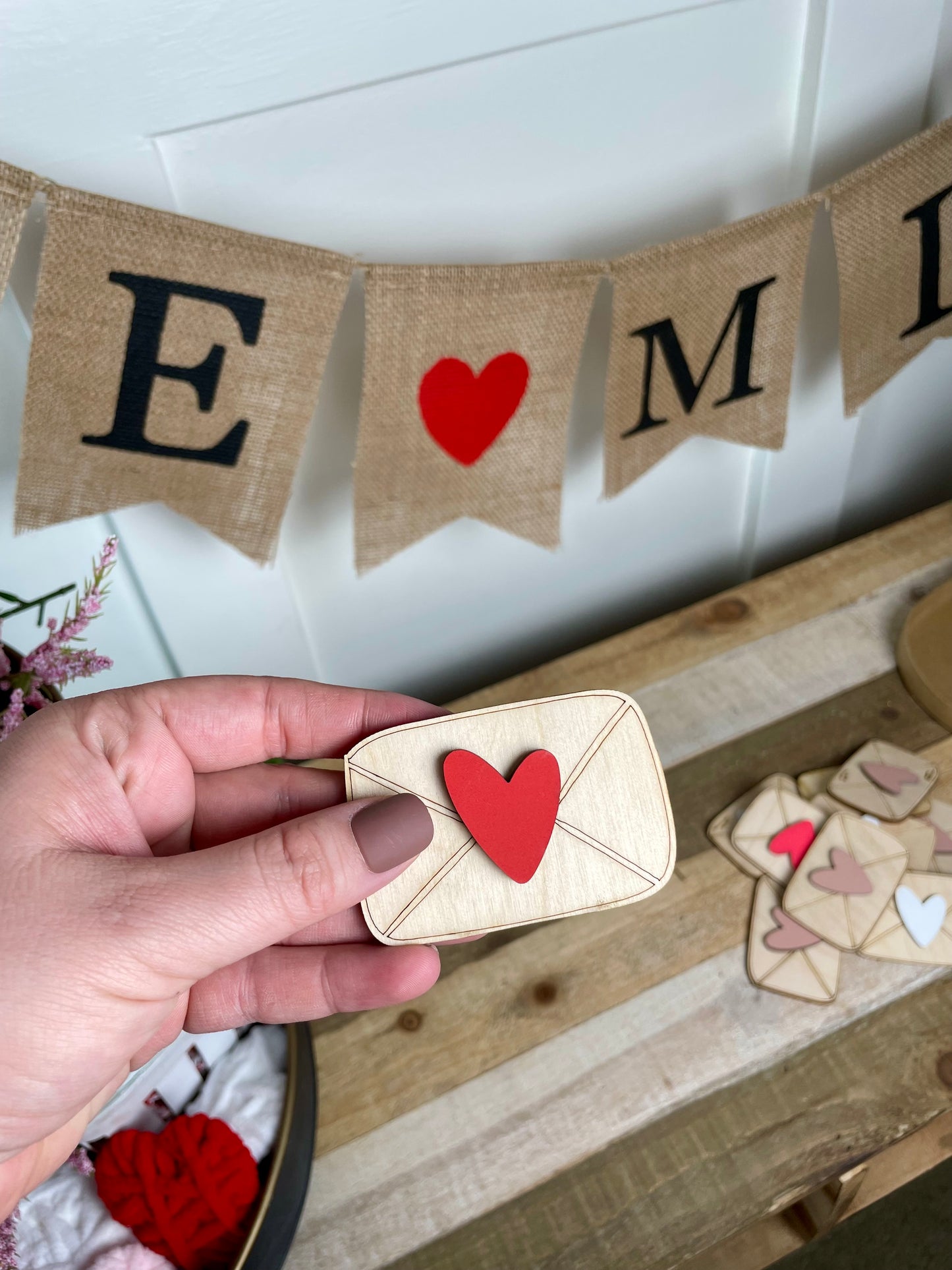 Valentine Envelope - Set of 14 wooden "envelopes"