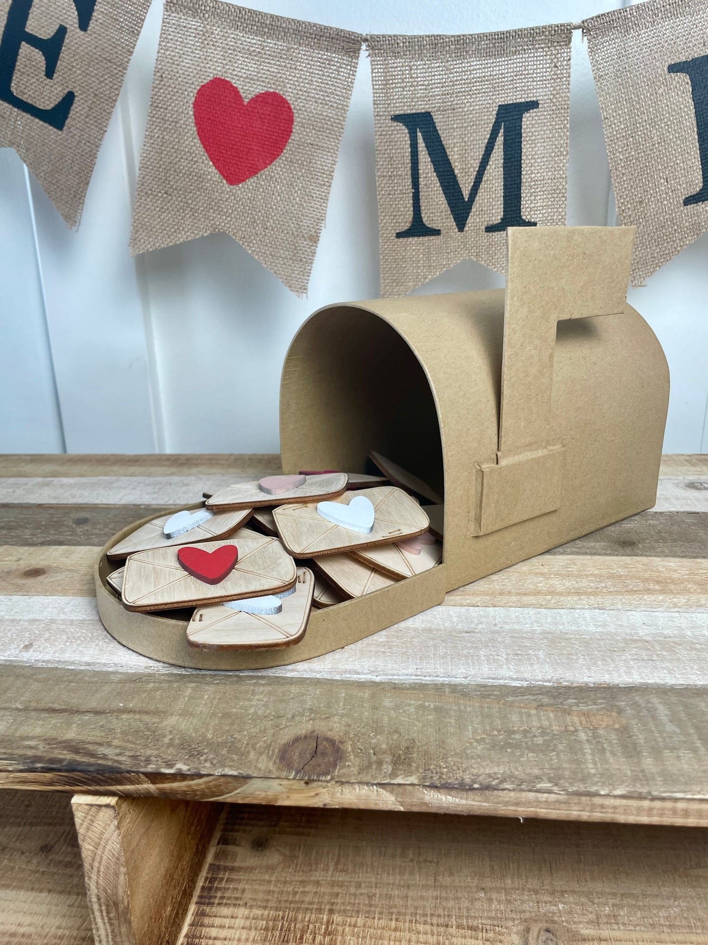 Valentine Envelope - Set of 14 wooden "envelopes"